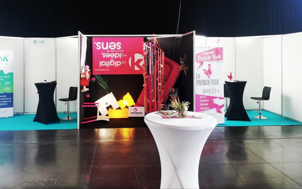 Quand on vous dit qu'on est différent... 🙃 <a href="/digital_inspi/">Digital Inspirationnel</a> #DI2019 #standdifférent