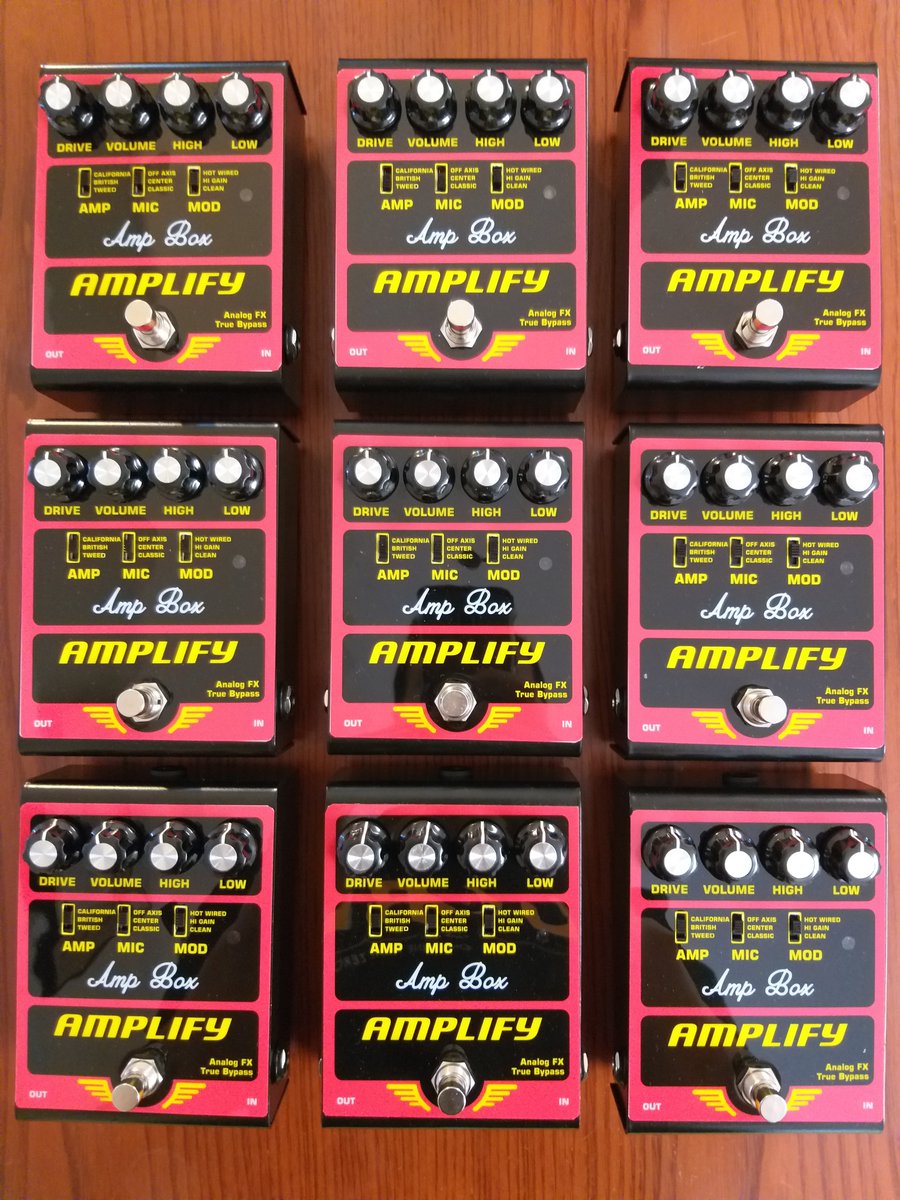 AmplifyPedals's tweet photo. Amplify - Amp Box preamp ve amfi simülatör pedalı hazır. 🎸🔥🎵 
Ses demoları için: https://t.co/wwgqvt0ySh
Pedalı denemeye ofisimize bekleriz (İzmir Halkapınar). 🎸☕🎵 #pedalbutik #overdrive #distortion #guitarpedal #stompbox #pedalboard https://t.co/EwrSt2KiU3