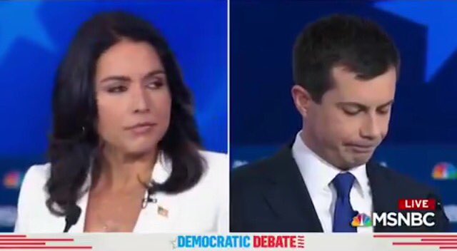 TembaArmsOpen's tweet image. Now here's a good #scaredboy face. This was right after he so eloquently quipped "tRUmP MeT wITH KIm jONG". True leadership right there.