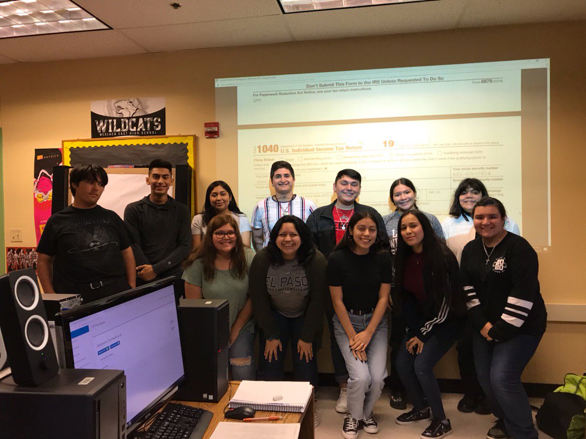 GumeLaurelJr's tweet photo. VITA (Income Tax) student trainees from WEHS and WHS preparing at Weslaco East HS for the upcoming tax season. @WeslacoISD @CTEWeslaco @WEHSWildcats https://t.co/Pl386QoUkq