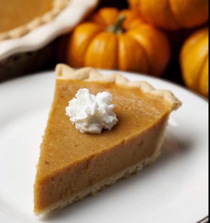 Mumbaiguru's tweet photo. Thanksgiving is around the corner
🎃 
Have you booked your pumpkin goodies?
🎃 
We have #pumpkinpie AND #pumpkincake in options like #vegan and #fullyloaded
🎃
Hit @BizareBaker up to book yours
🎃
#homebakery   
#loveforbaking
#celebratewithcake 
#mumbai #delhi
#specialitycakes https://t.co/067p12gS4j