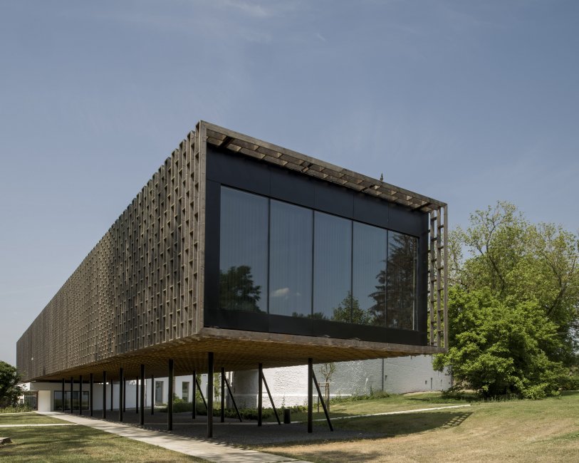 [#Jeudiarchi] "ICA#1 : L’#architecture n’a peur de rien !" Durant une semaine, l’Institut culturel d’Architecture #Wallonie-Bruxelles se dévoile à #Namur. Expo, installations, performances, docus, ateliers, rencontres et visites architecturales... Go ! bit.ly/35lzxTG