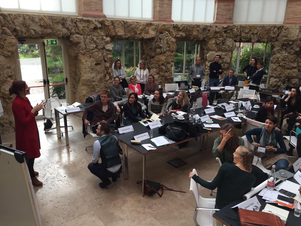 EFMDNews's tweet photo. Day 2⃣ of the #Career Professionals #Development Institute
@eleonoravalent4 Head of Talent Acquisition @mindvalley
is engaging with participants and sharing some insights on #recruiters’ expectations.
@Highered_org #CareerDevInstitute #EFMDProfDev https://t.co/ZKAUTl1e5G