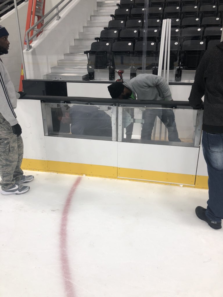 Logan Day at the 10th Annual USA Hockey Sled Classic is Saturday! Join #LoganUniversity students, faculty & staff to cheer on the St. Louis Blues-affiliated sled hockey team as it takes on the Nashville Predators at 12:50 at the @stlcic!
https://t.co/UoyzvqqtM1