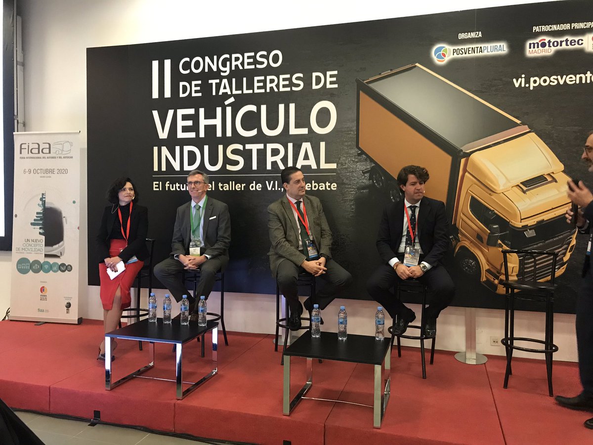 apg_infotaller's tweet photo. El valor de la marca en la posventa del vehículo industrial, tercera y última mesa redonda, con Cristina Pedreño, Roberto Aldea, Jorge Artime y Héctor Ares #posventaplural https://t.co/HEC0lsqLTc