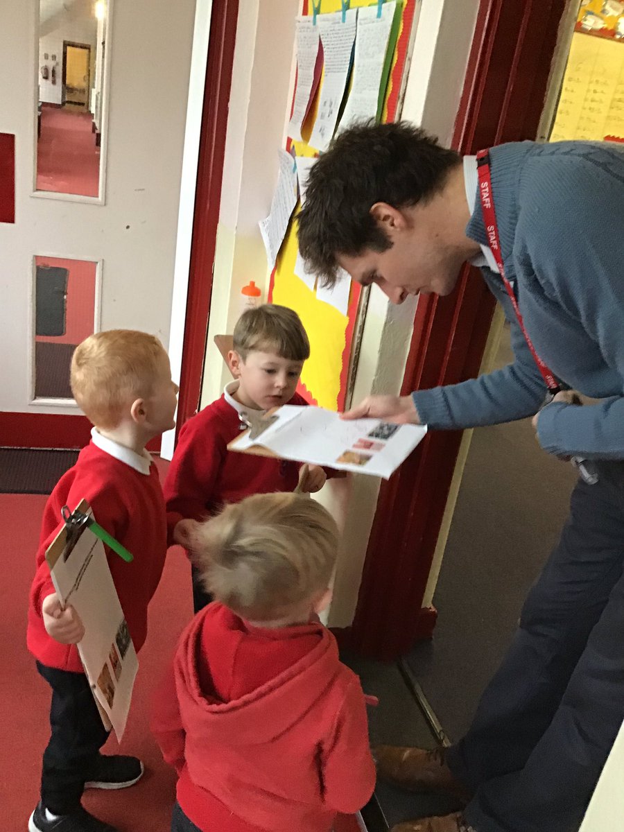 Penclawdd's tweet photo. #Pencn Nursery used their questioning skills and they were able to ask different members of our school what they liked the best for us to go forth and make for our school enterprise - we will now collate the data and get creating! #Pencnum #PencLLC #Pencfp #Pencdcf https://t.co/gzBh9jkfGL