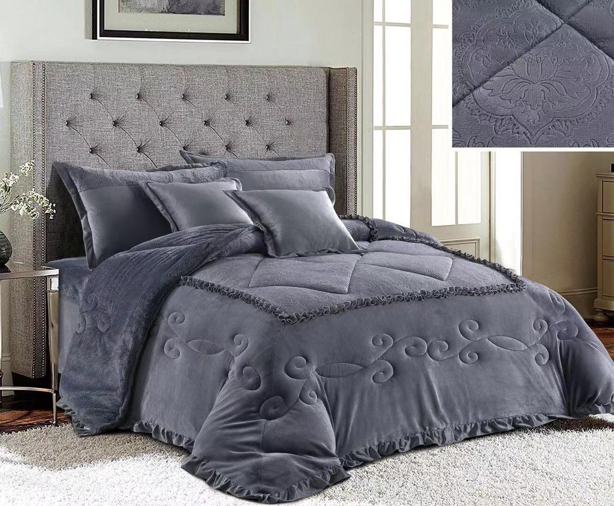 جديدنا متواصل😍مع متجركم متجر همس بتصميم راقي والوان جذابه
مفارش نفرين ٦ قطع وجهين فرو ناعم ساده مع فرو
١ لحاف ٢٢٠*٢٤٠
١ شرشف مغاط ٢٠٠*٢٠٠فرو
٢ كيس مخده ٥٠*٧٥
٢ كيس خداديه 
🌹🌹
كذالك متوفر نفس الألوان نفر نفر ونص ٤ قطع
١ لحاف ٢١٠*١٦٠
١ شرشف مغاط ١٢٠*٢٠٠فرو
١ كيس مخده ٥٠*٧٥