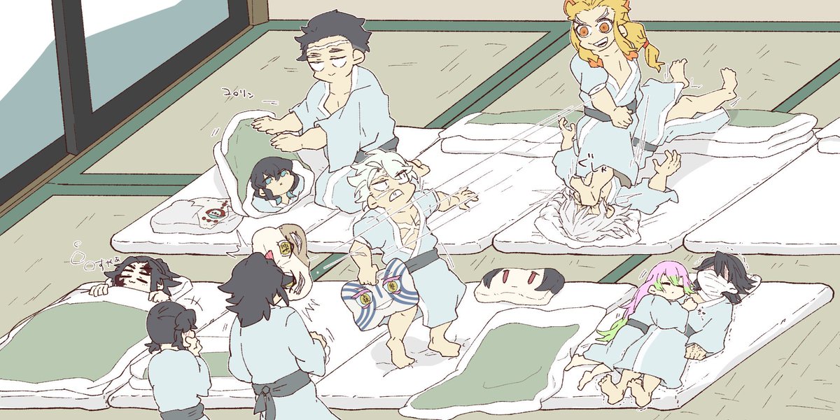 ハコ 柱と寝る準備 布団は八つ 一人別部屋である