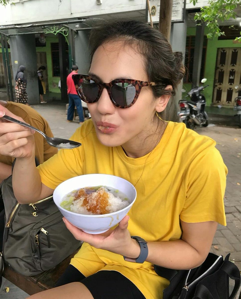 pupungponeng's tweet photo. Masih ada e. https://t.co/7y0g7UKLzC