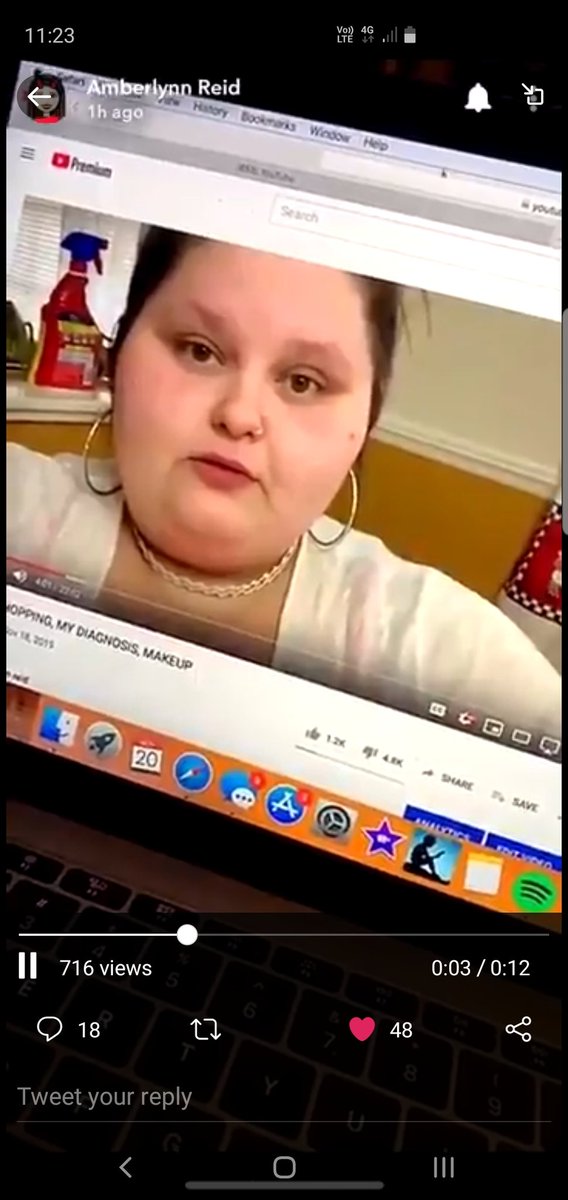Vicki66534334's tweet photo. Yes Amberlynn you in June...next you today...
U LAH 
#3rdpic #AMBERLYNNlah #PICTURESDONTLAH 💯💩🤡 https://t.co/iGDVboUzBn