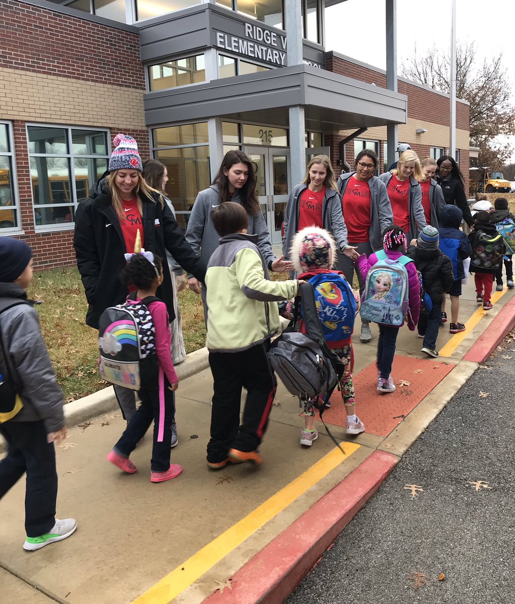 UCMWBB's tweet photo. Ridge View Elementary was the place to be this morning when the Jennies stopped by to say hi!!
See you and everyone else next Tuesday, November 26th at noon for our kids day game!!! #PackTheMulti https://t.co/6dqoVRuQvb