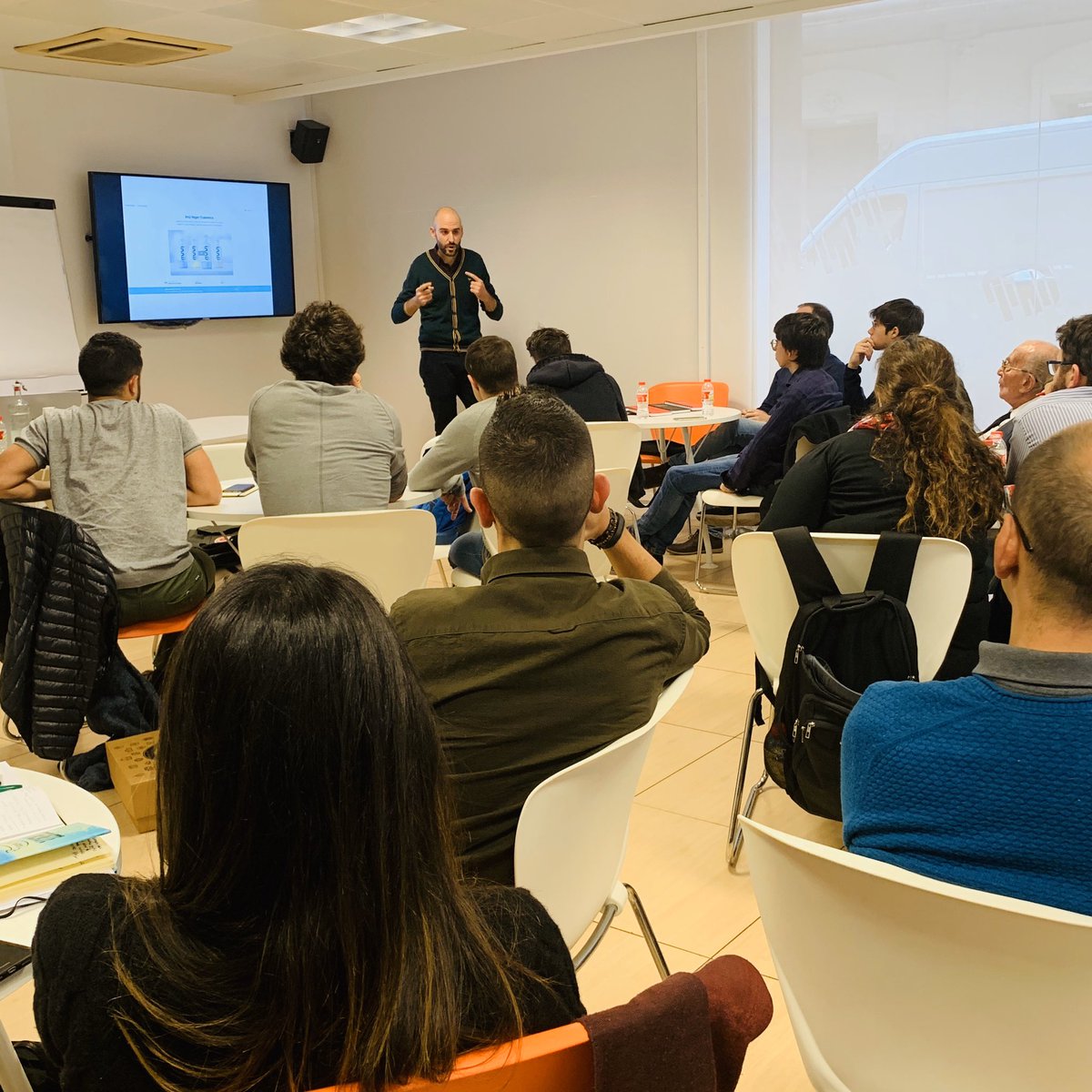 crowddays's tweet photo. ¡Un millón de mecenas con trabajo de calidad! 😍 Escuchando a @jsalavk de @verkami en #CrowdDays @accio_cat 🚀👍🏼 https://t.co/DPSYQnJFeP