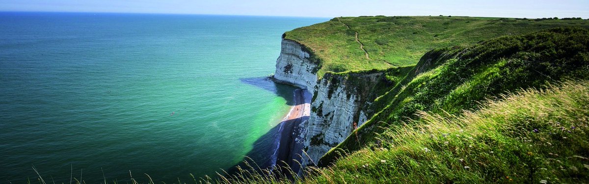 #SPORT 🏆 Le résultat des votes est tombé
Le GR® 21 - Littoral de la Normandie a été élu GR préféré des français !
👍 Merci aux 28 522 personnes qui ont voté pour nous et à la <a href="/ffrandonnee/">FFRandonnée</a> 
Palmarès complet > seinemaritime.fr/actualites/act…