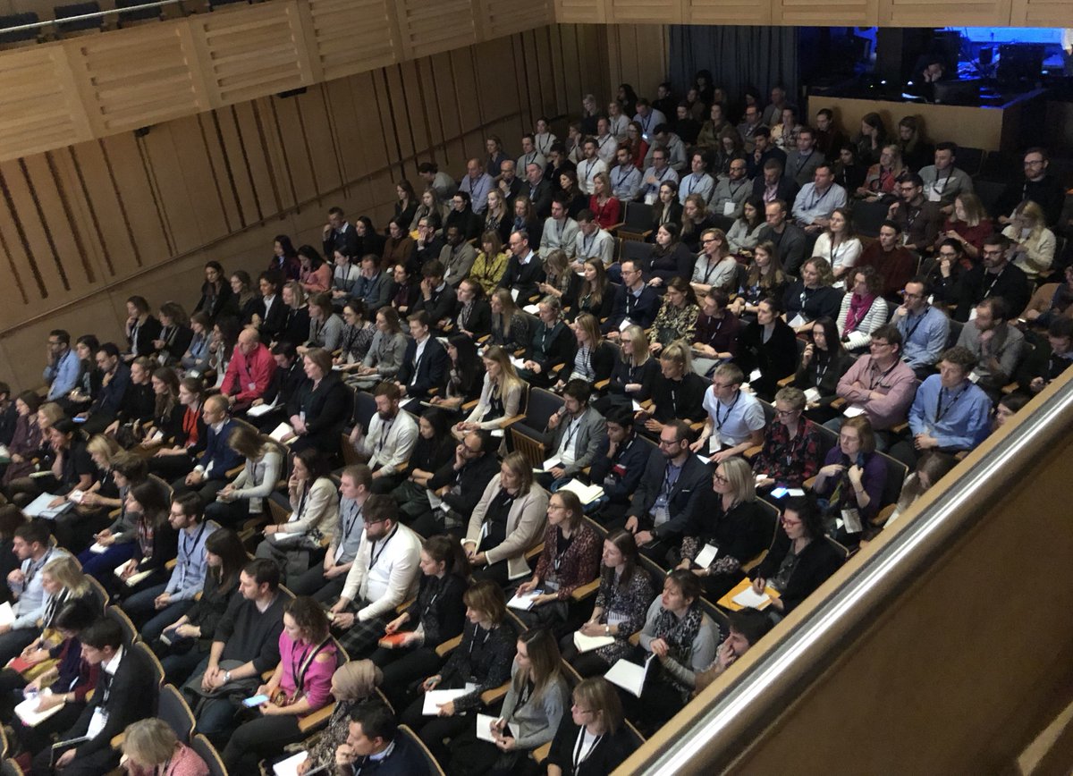 Kantar_UKI's tweet photo. Packed auditorium for @heunadel‘s presentation on retail disruptors Aldi &amp; Lidl. #disruptingthefuture #UK https://t.co/sa3r2H9Gaz
