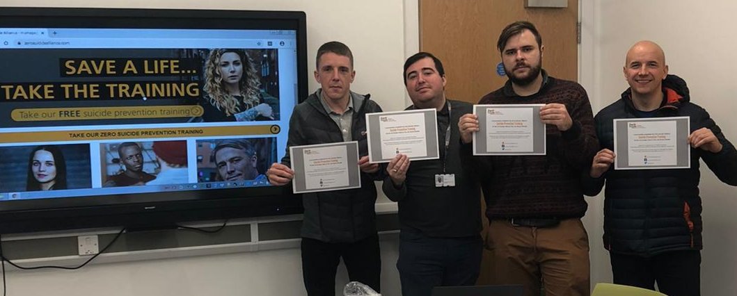 MrBell1985's tweet photo. Well done to our students who completed Zero Suicide Alliance Training today at @LifeRooms_MC
#Bootle you too can complete the training at https://t.co/P3six5YSpI
@Zer0Suicide #SaveALife #TakeTheTraining https://t.co/lWPiOGhSuk https://t.co/VVRmAEJr7v