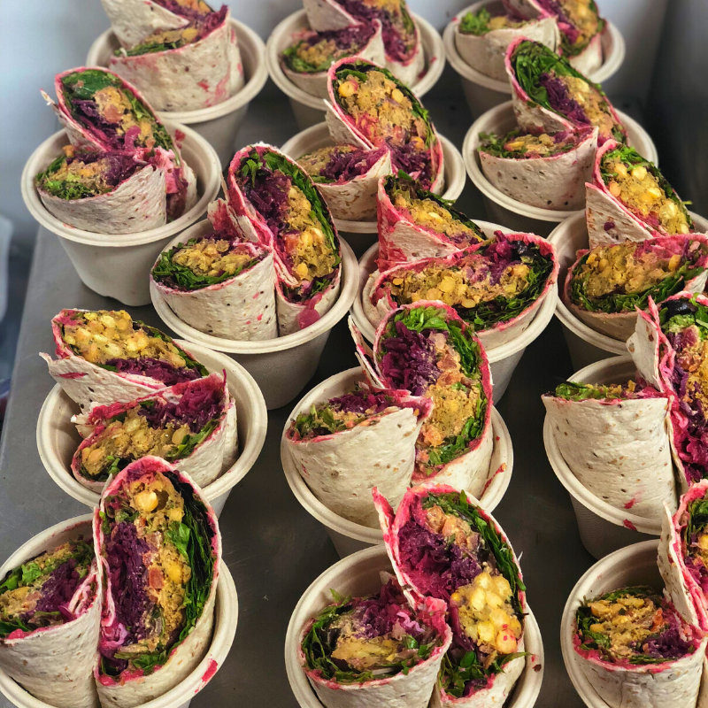 thehappypear's tweet photo. Falafel love! 😍❤️️Falafels are a real crowd pleaser, brill as part of a big veggie spread. That's why we'll have them at #FreshResolutions 2020! Get yourself some #blackfriday tix here - https://t.co/XvqcoUSl6F If you can't wait til then, click here - https://t.co/LDOHGur2qV https://t.co/NZ1xXVmJiL