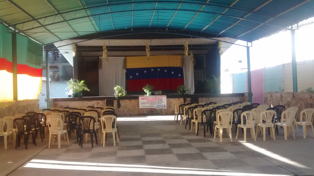 CentroinvLAMAS's tweet photo. En los preparativos previos al inicio de la fiesta pedagógica productiva.#CongresoPedagogicoCircuital #ConviteHallaquero. @NicolasMaduro @psuvaristobulo @RMarcoTorres @leoalvacabrera @ErickporLamas @CRIFPMA @ZE_Aragua @cen_araguaney @cenamec_centros @josevsierra @saclarigue https://t.co/C05djgS1zV