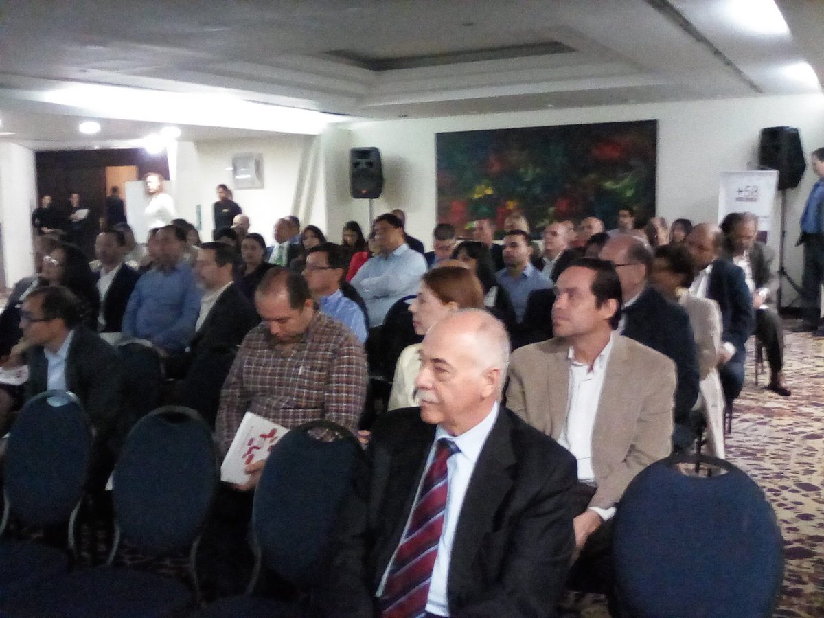 CCVC_'s tweet photo. Desarrollo del evento: Venezuela El Gran Reto Empresarial en el hotel Eurobuilding, salón Diamante https://t.co/n1GXFACa5W