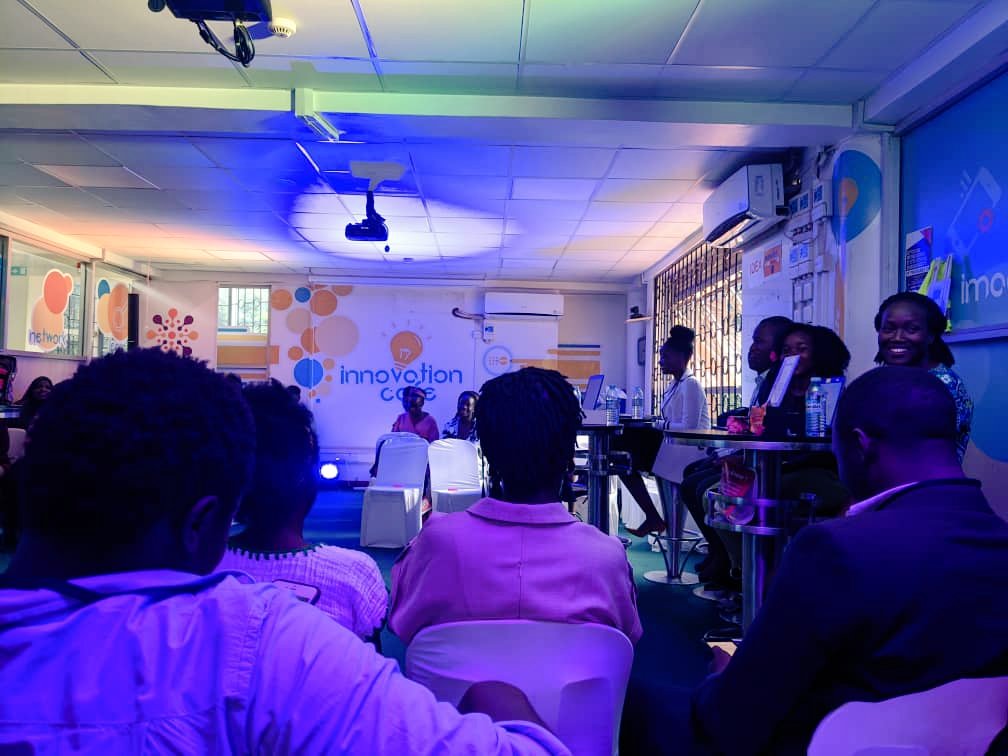 OutboxHub's tweet photo. Learning, unlearning; learning, unlearning 👈🏾 the life of innovators. Today we join other innovators in health at @UNFPAUganda to share about why we do what we do, why we have learnt and how we can improve ourselves everyday. #LiveYourDreamUG #UpAccelerate #InnovateForHealth https://t.co/8T8G4WVOh5