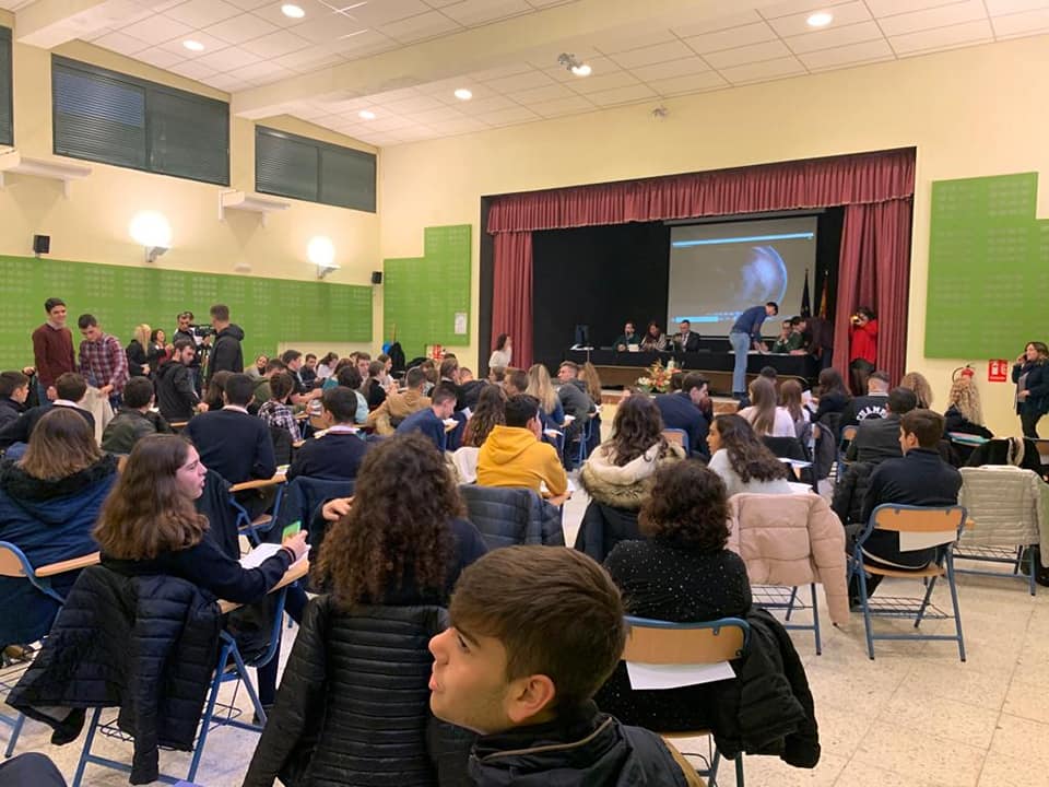 antodellatti's tweet photo. Today @Rep2019EP definitely takes off. It's now ongoing the 1st simulation event organized by local schools of the La Palma del Condado in Spain, with the participation of students from Italy, Lithuania, Romania and Greece. The journey has just begun! #REP2019 https://t.co/2Z7NVad0DR