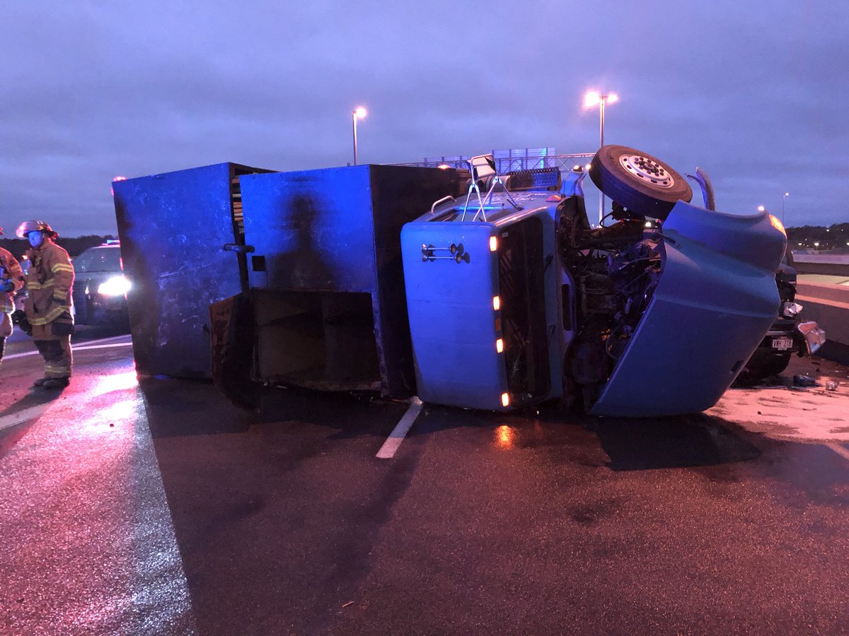 OPDOfcBossman's tweet image. Get off the Eastbound Dodge Expressway now!  It’s a parking lot all the way west. Traffic is being forced off on 120th to go under the expressway to avoid this crash.  Just STAY OFF OF DODGE!