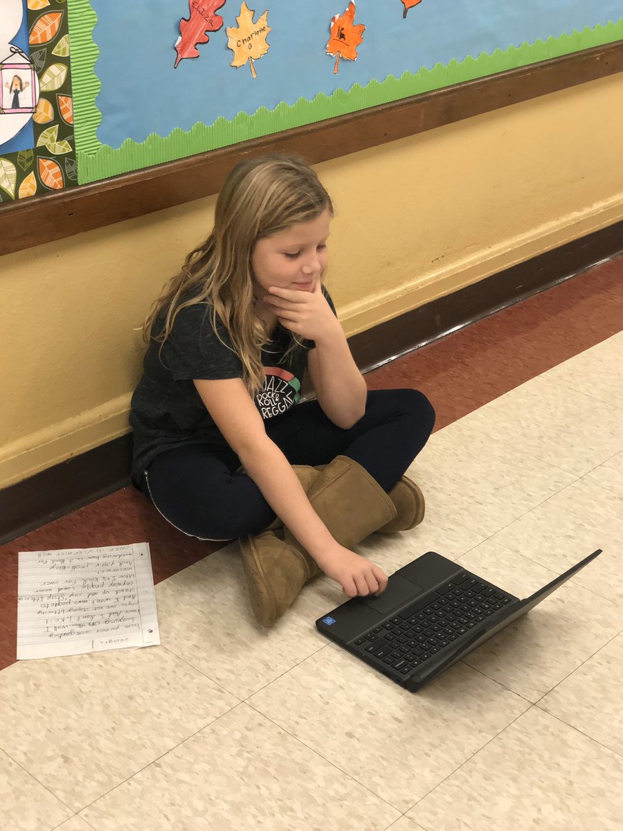 ms_deljuidice's tweet photo. 3rd grade Ss using @Screencastify to film their opinion writing pieces #bxvtech @Mrs_LindahlBxv @RColliniates #ELA #21stCSkills https://t.co/DXmMsen5Ds