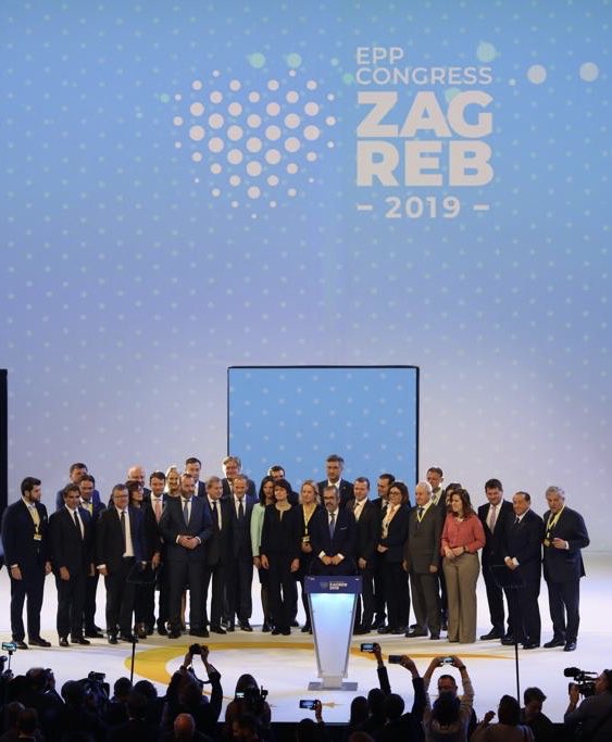 I am delighted to be closing the #EPPZagreb Congress with a strong new EPP leadership! Thank you for an amazing Congress #WeAreFamily
