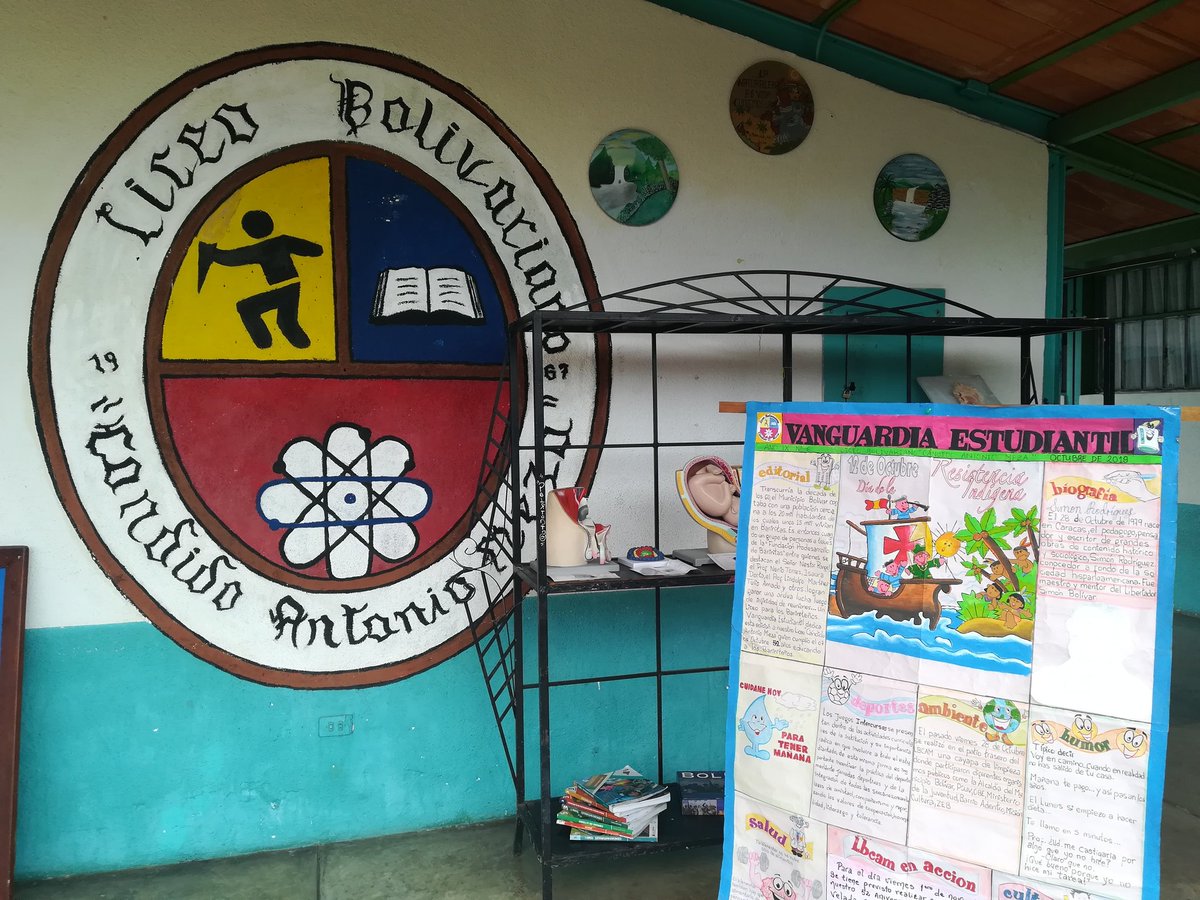 SuperAulaOri's tweet photo. Hoy jueves #21Nov  se dió inicio al #CongresopedagogicoCircuital en Barinitas, municipio Bolívar del Estado Barinas circuito 5.5 en el Liceo Bolivariano Candido A. Meza. @mppevzla  @eduticbarinas  @ZONAEDUBARINAS  @vane_prieto https://t.co/WsytJbHLBA