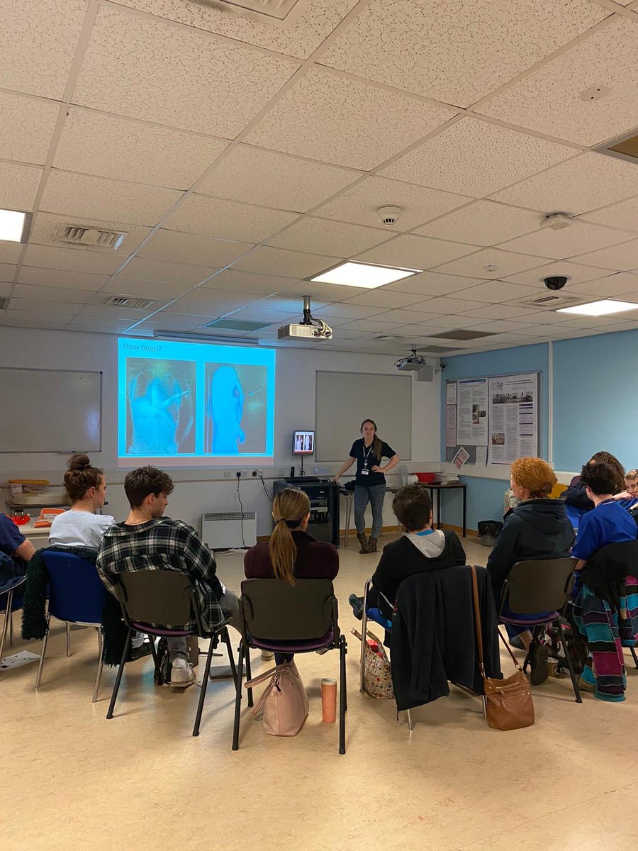 A very successful TILS session so far today. A great variety of candidates with adult and paediatric backgrounds. Informative lectures and skills stations on CABCDE, stabbings, blast injuries, burns and long term hard collar placement. 

Challenging trauma scenarios to come!