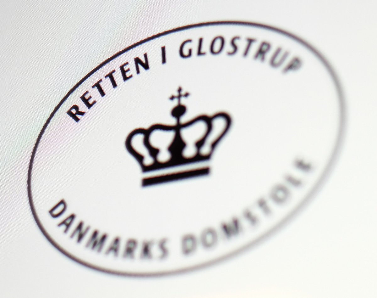En 45-årig mand fra Taastrup er her til eftermiddag blevet kendt skyldig i flere tilfælde af voldtægt og andre overgreb mod sin datter. Manden blev samtidig udvist af Danmark #anklager https://t.co/DiRKUcDboU https://t.co/ahAw9JNglV