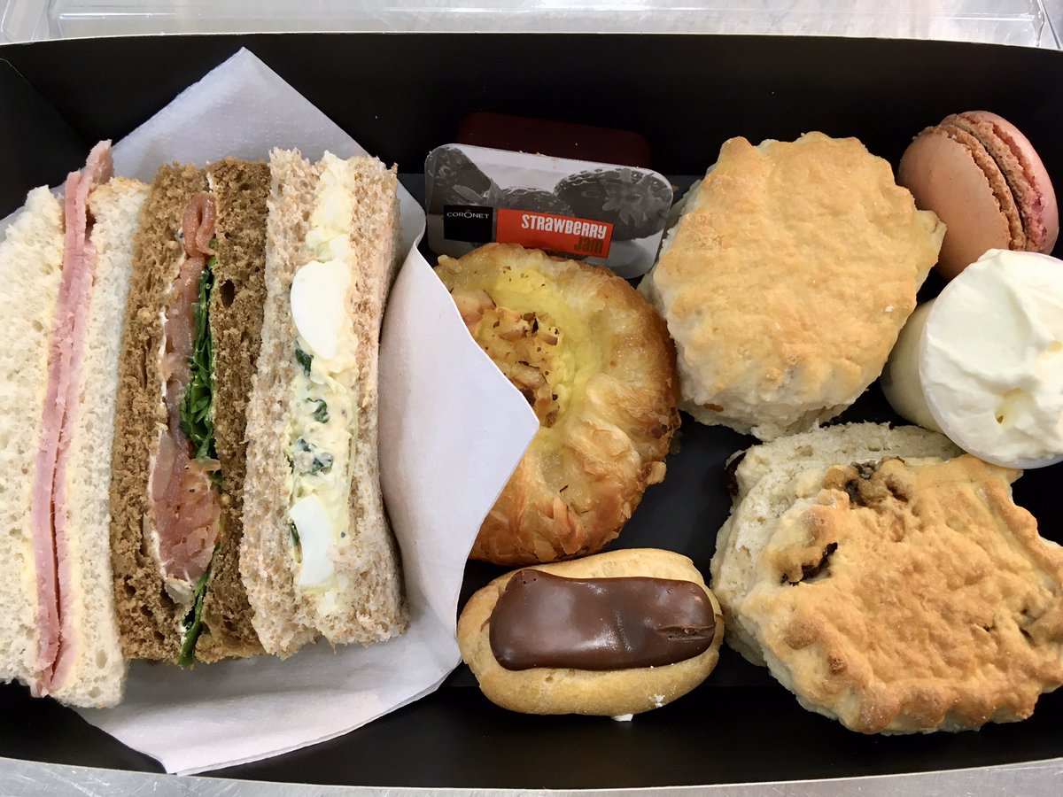 Our cream tea ☕️ to go 
Production line 🍱🍱🍱 #afternoontea <a href="/TomlinsonCentre/">The Tomlinson Centre</a> <a href="/RachelJay262/">Rachel Matthews</a> @ServestFoodCo