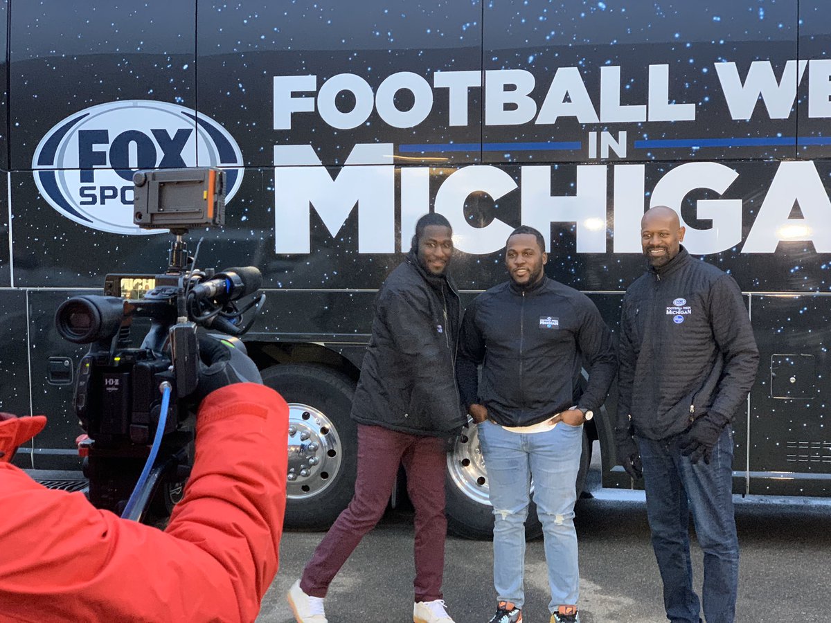 mikewoolfolk's tweet photo. Thanks to @FOXSportsDet and the #FWIM2019 crew for stopping by this morning!!!! @midmichigannow @HMAN84 @JoiqueBell @devingardnerXCI https://t.co/WwAtSsBZ7T