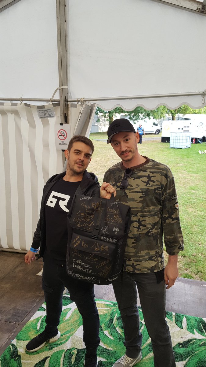 UkAfter's tweet image. #Competition - #Win a @flykartel rucksack &amp;amp; shoulder bag combo, signed at @tokyoworlduk by @BadCompany_UK &amp;amp; many more... Proceeds to St Paul's Adventure Playground. 
 
More info at @UkAfter: afterdark.co/blog/latest-ne…