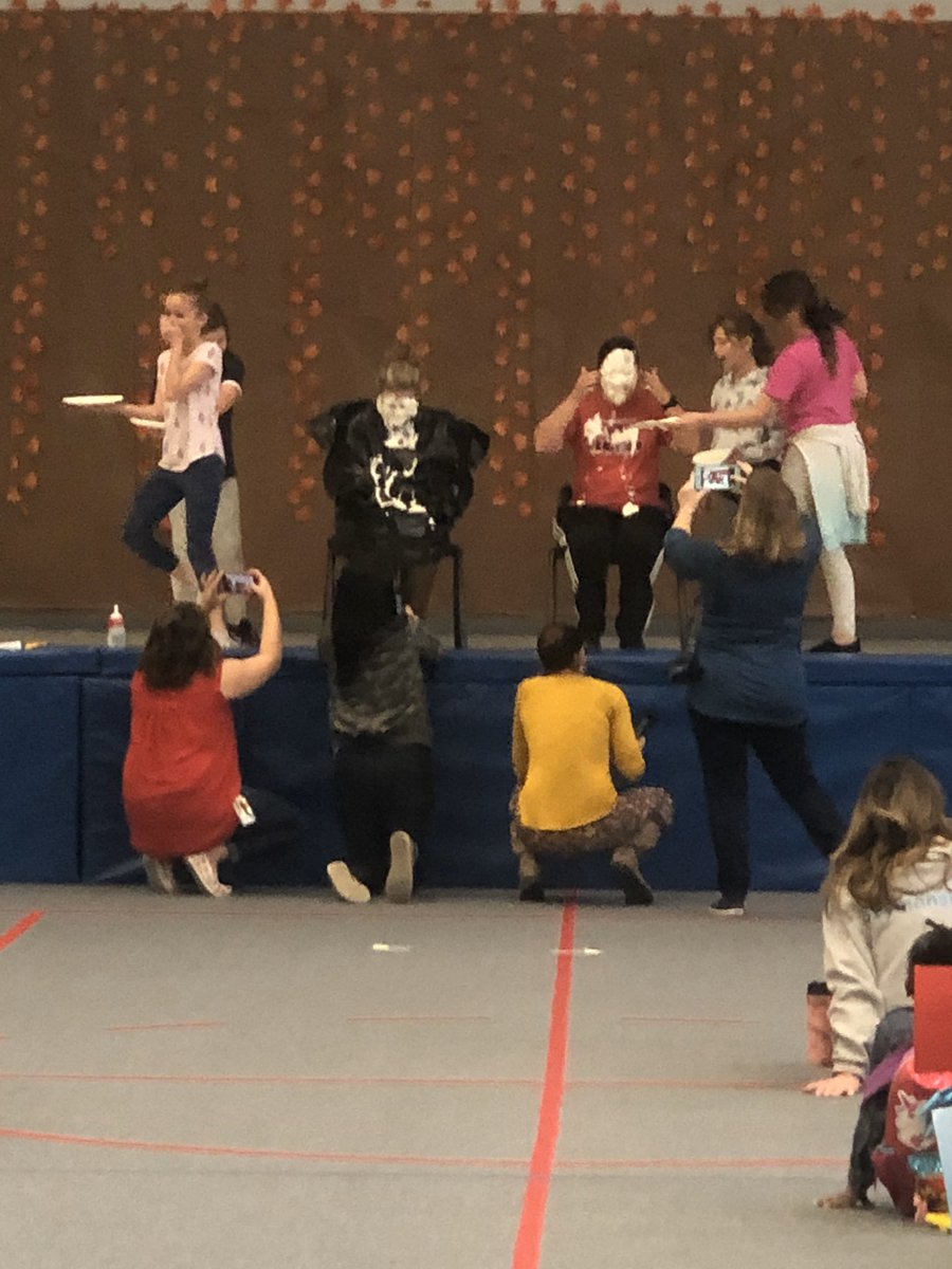 faubionquest's tweet photo. Kids get the pie the principal and assistant principal in the face today!! https://t.co/wO3vCDHvxb
