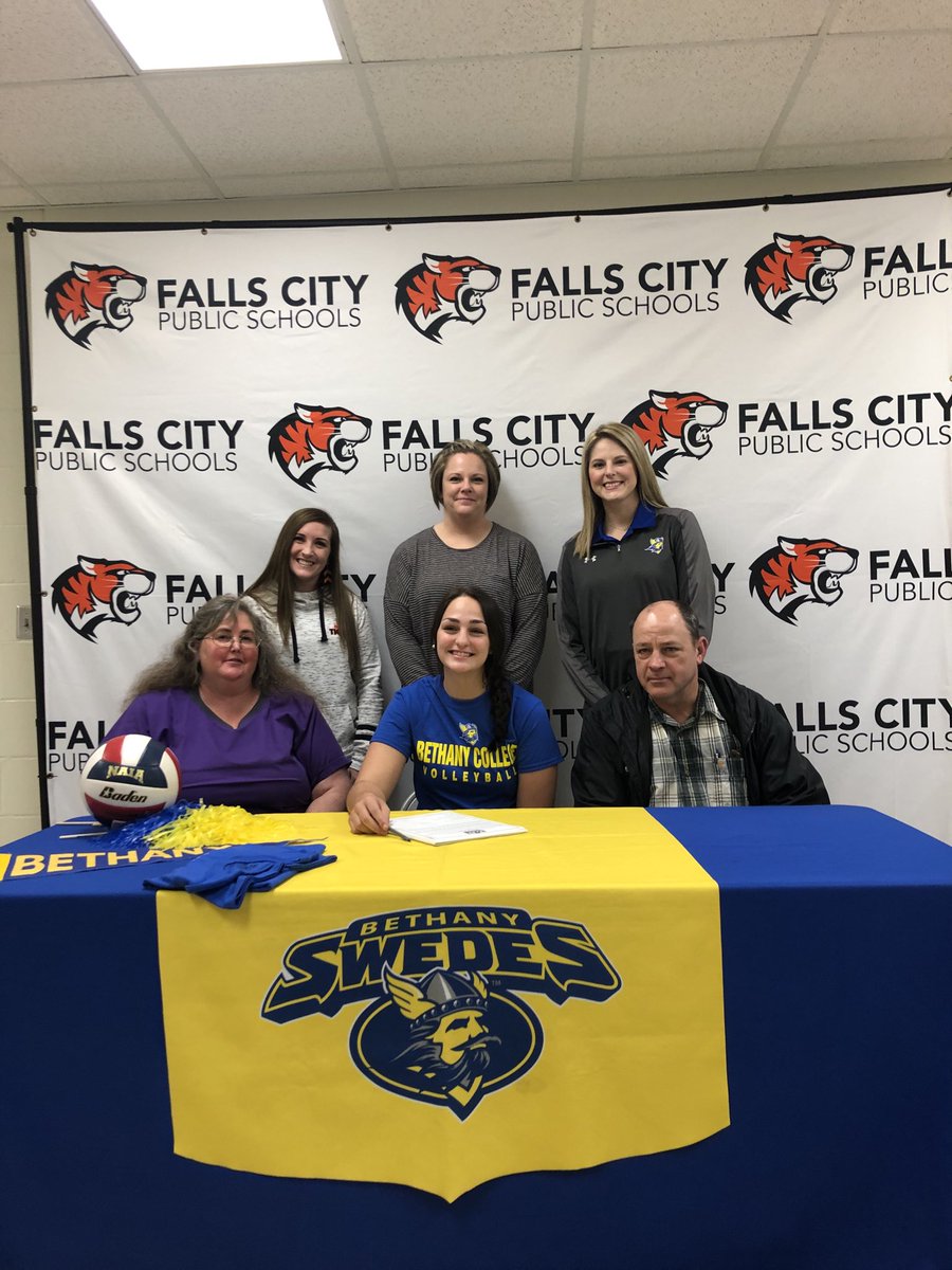 DonnieHogue's tweet photo. Michelle Beer heading to Bethany College to further her academic and athletic career. #volleyball #fctigers https://t.co/Hvp7FZwFta