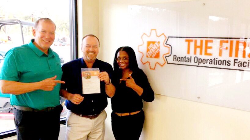 nikisha_nw's tweet photo. Week 2 of Bobby and I I assimilation with RRM, Tracey Shirley. Great kickoff on the initial training experience by building rapport to lay the foundation, for open communications, strategic planning and Rental Excellence!!! @ThdSandy @BobbyPendleton3 @TracyTHDRental https://t.co/5TVuteYcwx