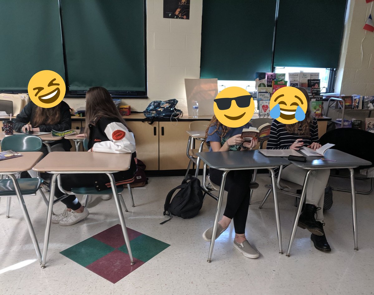 MmeDJones's tweet photo. Advanced French, using their L.I.S. (FVR) books to find quotes that fit the prompts given as we play the "Game of Quotes"
This prompt resulted in some interesting responses.... 😂
#mtpspride #mtpsworldlanguage #langchat https://t.co/3gojaJowEZ