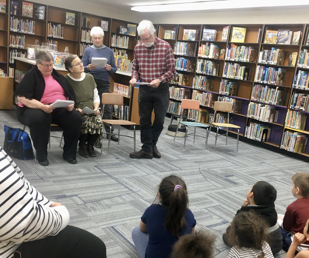 nicksofio's tweet image. Our K-3 students love the monthly Readers Theater performances. Special thanks to our Media Clerk for stepping up to fill a spot today! #ALASconnectED #LKCanDoKids @lrhaney1 @KristenSeeger