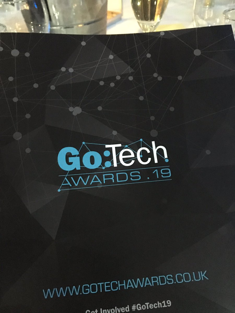 meenaminx's tweet image. #GoTech19 @BLeaderNews awards this eve, @LettUsGrow shortlisted for #cleantechaward 🙌🏻🙌🏻