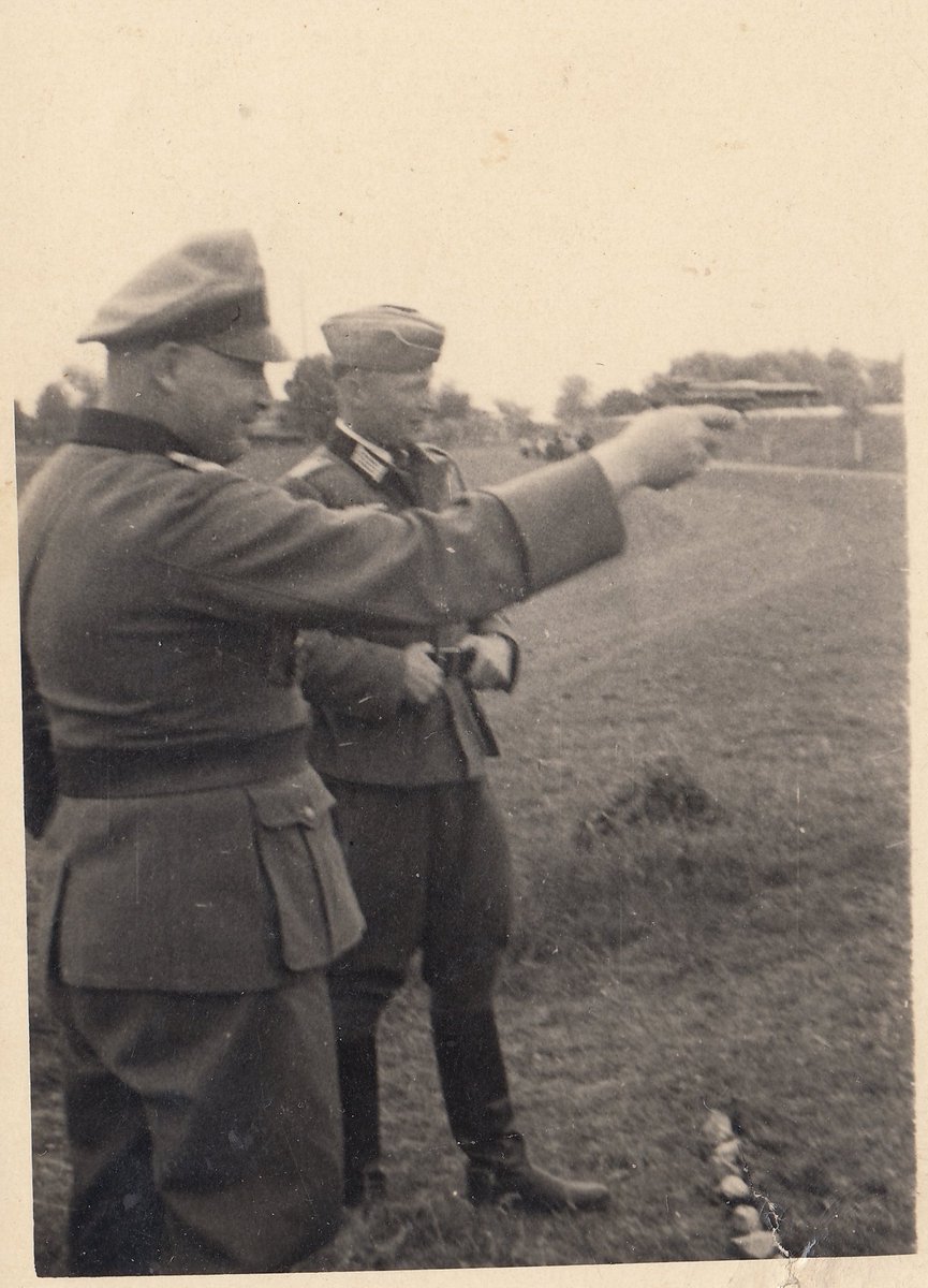 He was already discharged in October, due his military service. In the army, he joined Panzerabwehr-Abteilung 16. He became trained on the Kar98, Pistole 08, MG34 and eventually the Pak 36. He managed to get his 'Führerschein I' (military driving license) as well. 3/