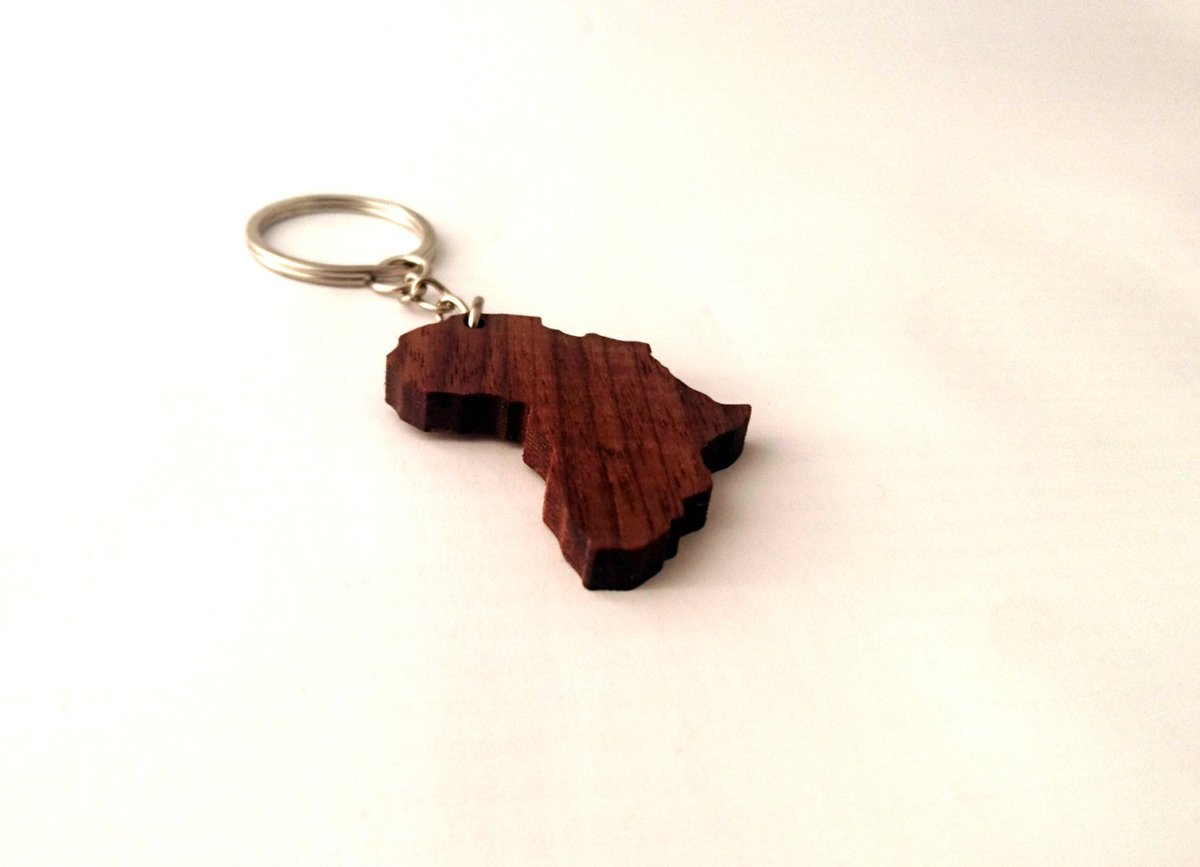 andra_389's tweet image. Africa shape Wooden Keychain, Walnut Wood, Custom Engravable Keychain, Environmental Friendly Green materials tuppu.net/47880e8b #Etsy #keychain #CoolKeychain