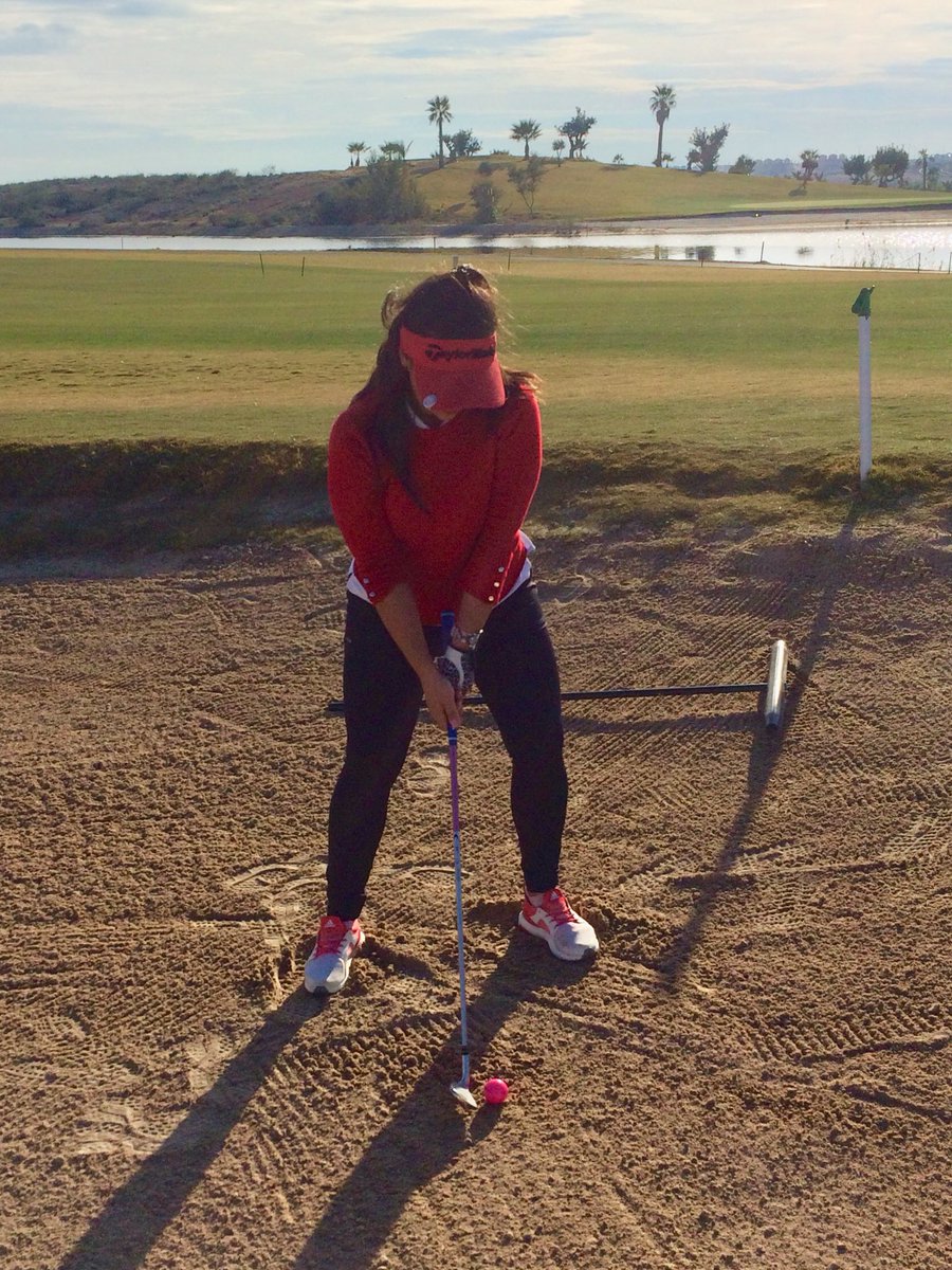 PaulsGolfAcad's tweet image. Muy bien Lorena, Good Golf today! 👍🏼⛳️🏌️‍♀️#oncourse #instruction