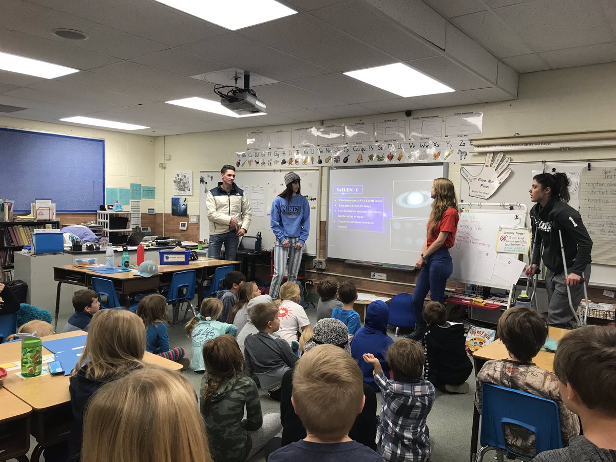 Former Maple Grove students and current School of Mines students, teach our students about space!! <a href="/JeffcoSchoolsCo/">Jeffco Public Schools</a> @TeamJeffco #JeffcoDLM