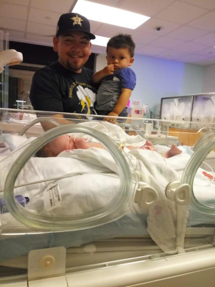 EJimenez86's tweet photo. We welcomed the newest member of our tribu this morning 👨‍👩‍👧‍👦

💖 Melanie Luzmar Jimenez 💖

She is perfect and already showered with love 💞 We are excited to get to know her and watch her grow 

AJ isn’t quite sure what to think yet, but he did point at her and say “baby” https://t.co/fKVgVGbYI9
