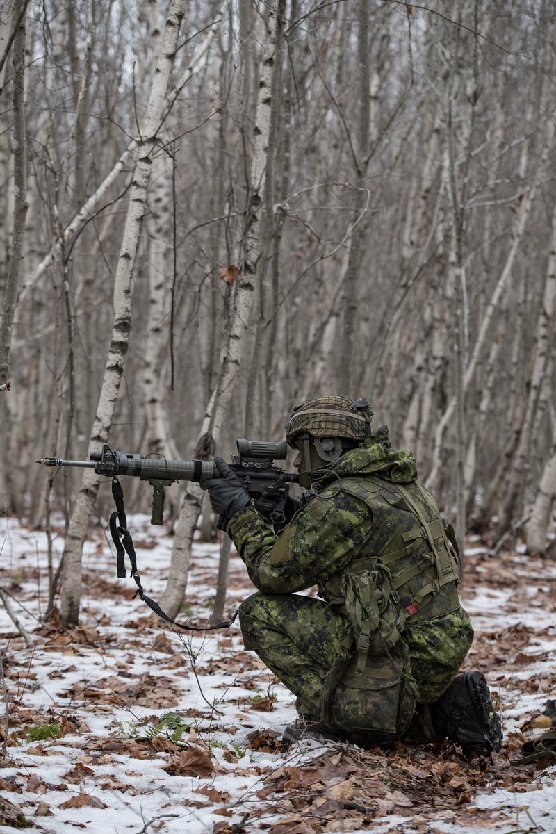 CanadianForces's tweet photo. Check out our latest photos of #ExCOMMONGROUND! 

Members of The Royal 22e Régiment take part in a company attack at Gronigen Village during #ExCOMMONGROUND II in the training area of CFB Gagetown, in Oromocto, New-Brunswick.

#CAF #CanadianArmy #StrongProudReady https://t.co/RuOYgtzzud