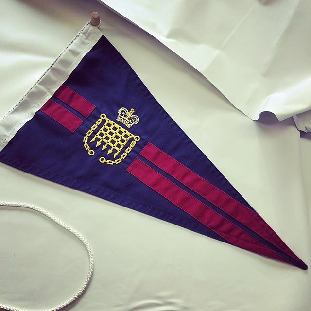 FlagsUK's tweet photo. A double thickness, 18” x 12” embroidered & appliquéd burgee. #sailing #yacht #burgee #embroidery #sewing #yachlife #flag #flags #flagmaker #instaflag #flyingcoloursflagmakers #madeinbritain https://t.co/ljJtDyrpia