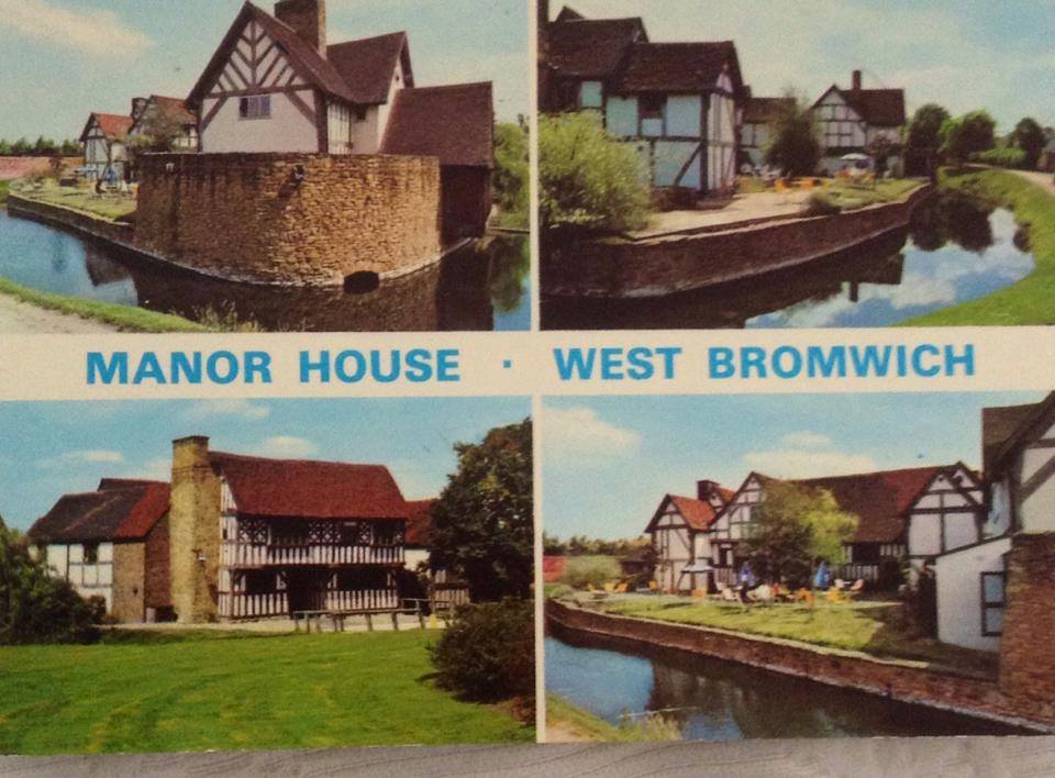 SandwellMuseums's tweet photo. #museums30 #museum30 here is a #postcard of Bromwic Hall- The Manor House now one of our museums when it was a pub and restaurant in the 1970s. Love the yellow chairs. https://t.co/X2LLxpG5VQ