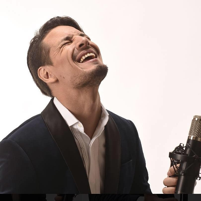 😱¡Se acaba la espera! Mañana 🎤<a href="/rodrigo_tapari/">Rodrigo tapari </a> regresa al @arena_maipu para 🔥encender la noche con sus mejores canciones.
tu entrada en Musimundo (Portal Los Andes), Maxi Mall,Ficción Centro, Arena Maipú o através de tuentrada.com.
Laurenti ( Pasco y Salta