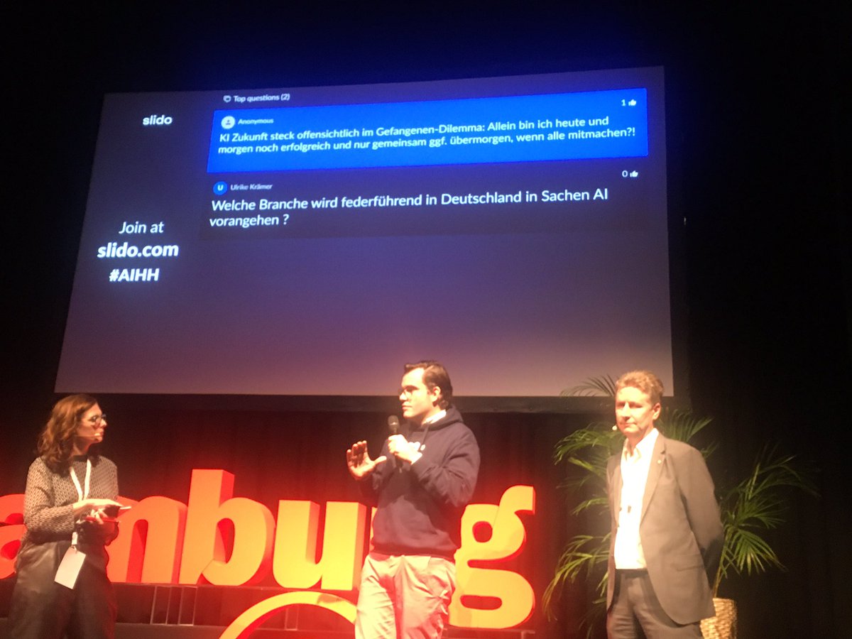 for_bestagers's tweet image. Wie kommen wir in Sachen AI schneller voran? Interaktive Fragen während des Summits statt nur Frontal Welche Inno Hubs werden federführend sein - heute hier: Logistik, Aviation, Maritime &amp;amp; Renewables stellen ihre Sicht vor #AIFutureSummit Disrupt Now in Hamburg. #afterworkacademy