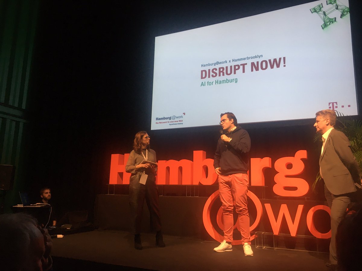 for_bestagers's tweet image. Wie kommen wir in Sachen AI schneller voran? Interaktive Fragen während des Summits statt nur Frontal Welche Inno Hubs werden federführend sein - heute hier: Logistik, Aviation, Maritime &amp;amp; Renewables stellen ihre Sicht vor #AIFutureSummit Disrupt Now in Hamburg. #afterworkacademy